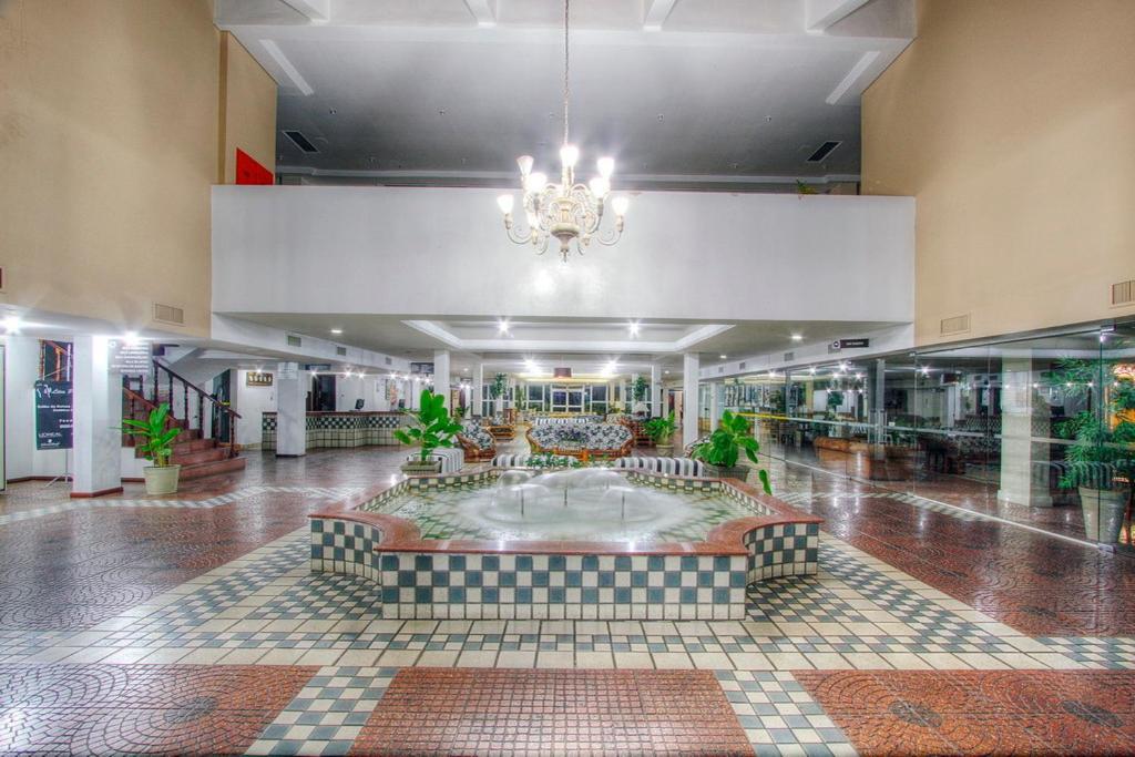 Camboa Hotel Paranaguá Esterno foto